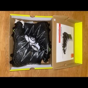 Under armor football cleats